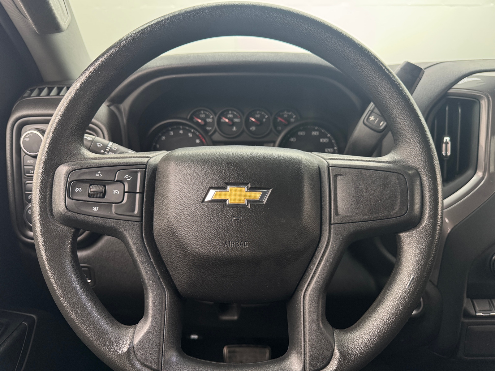 Thumbnail: 2023 Chevrolet Silverado 1500 - 5