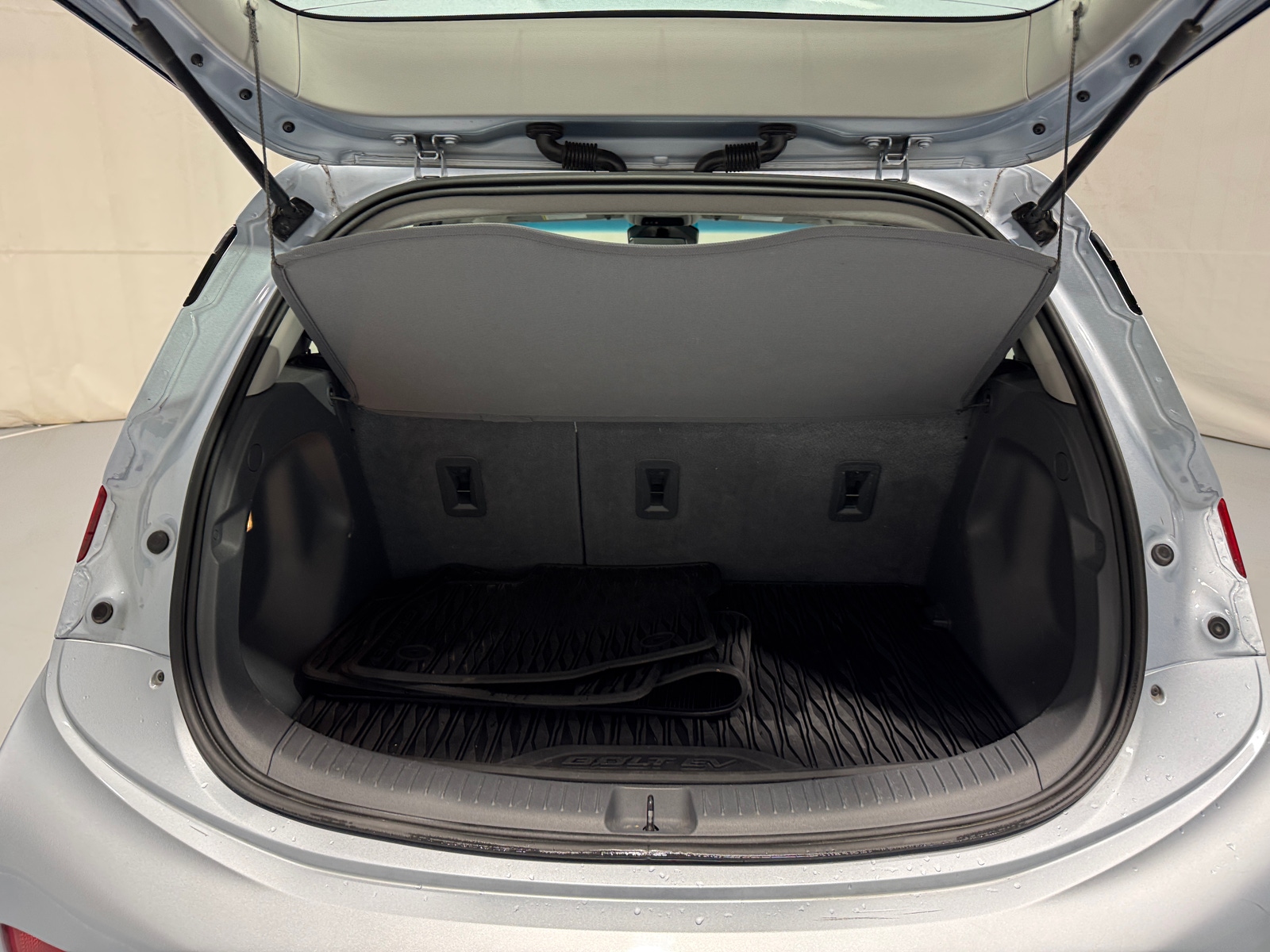 Thumbnail: 2018 Chevrolet Bolt EV - 7