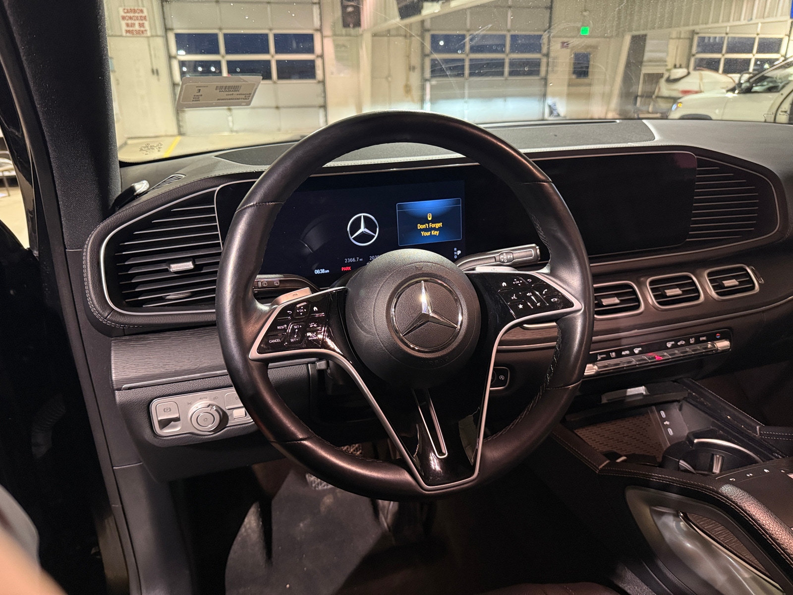 Thumbnail: 2024 Mercedes-Benz GLS - 4