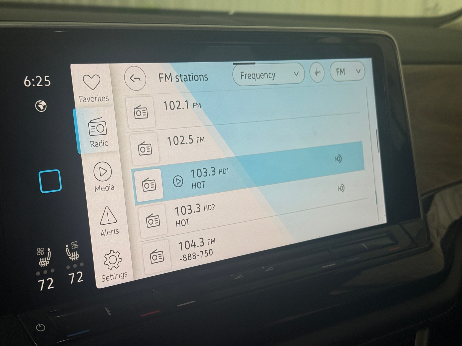 Thumbnail: 2024 Volkswagen Atlas - 3