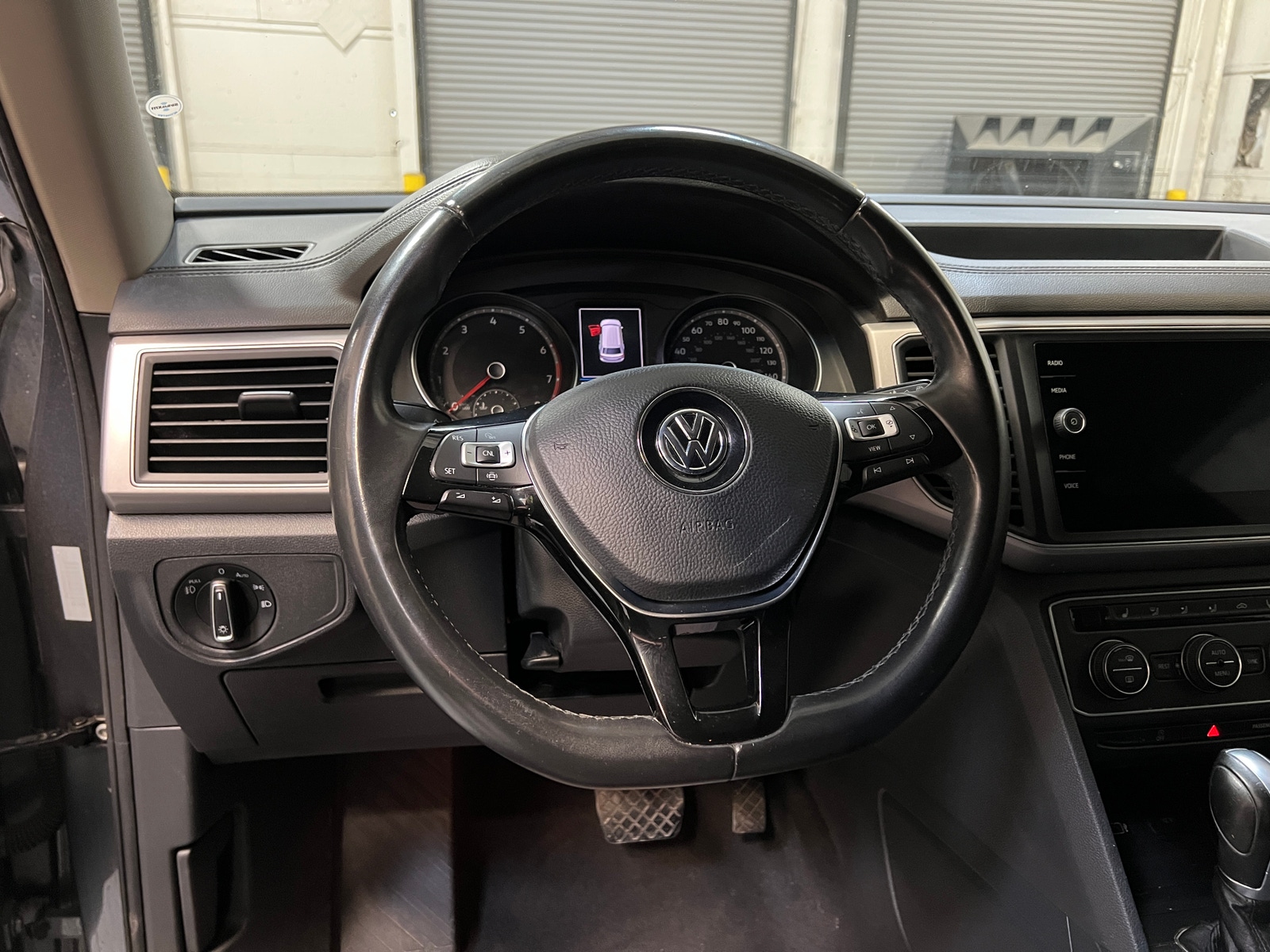 Thumbnail: 2019 Volkswagen Atlas - 4