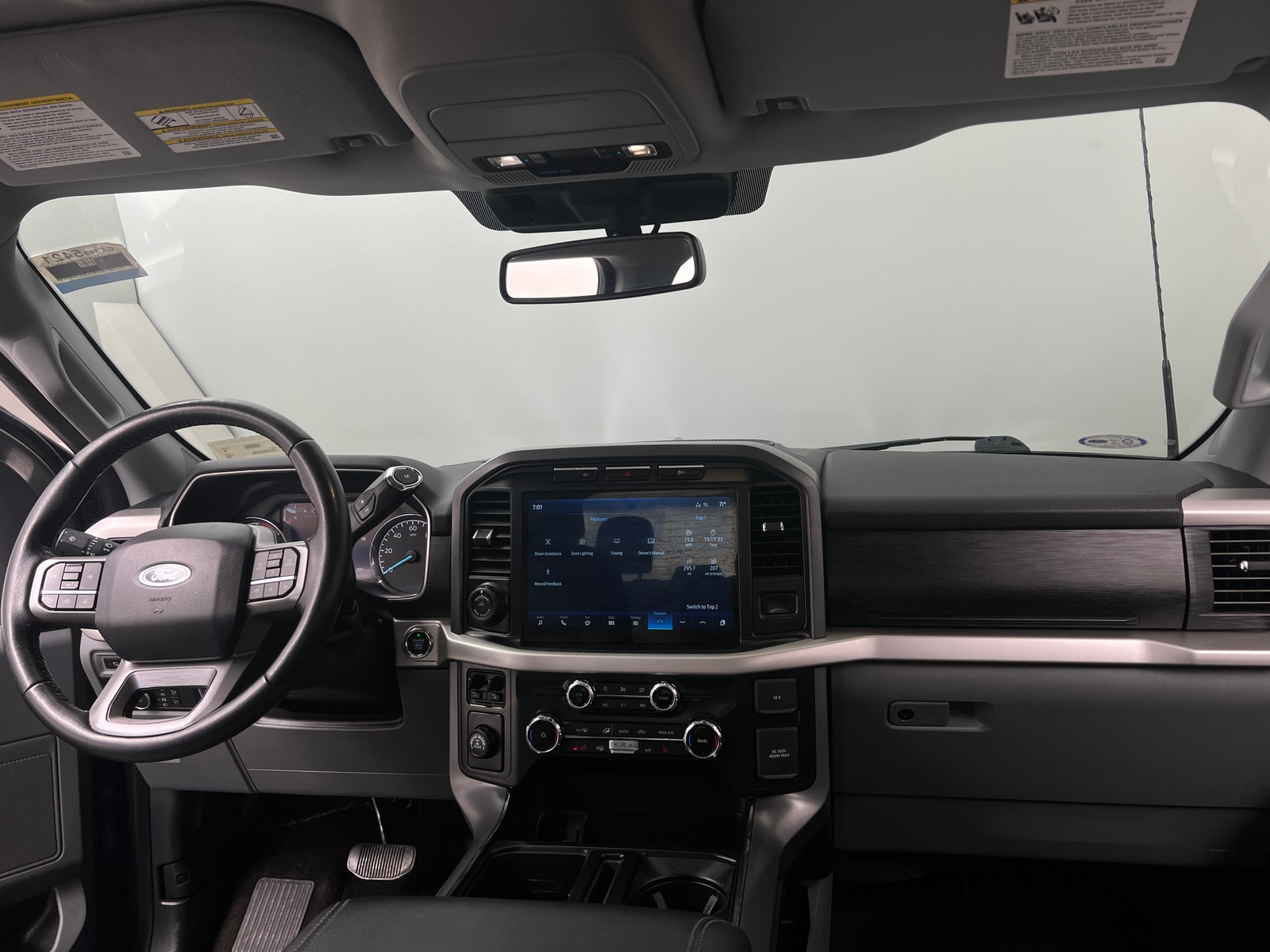 Thumbnail: 2022 Ford Econoline - 3