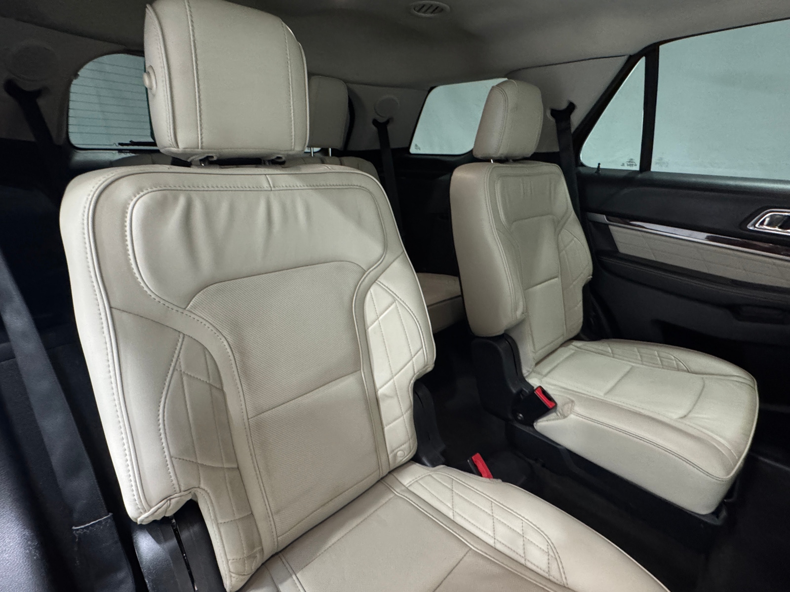 Thumbnail: 2018 Ford Explorer - 5