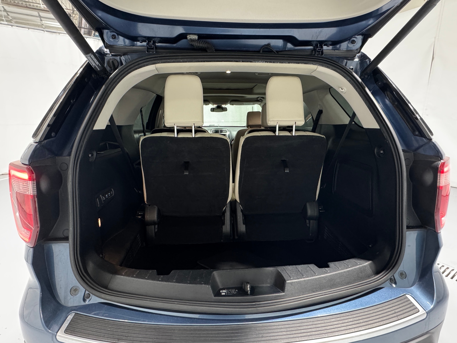 Thumbnail: 2018 Ford Explorer - 6