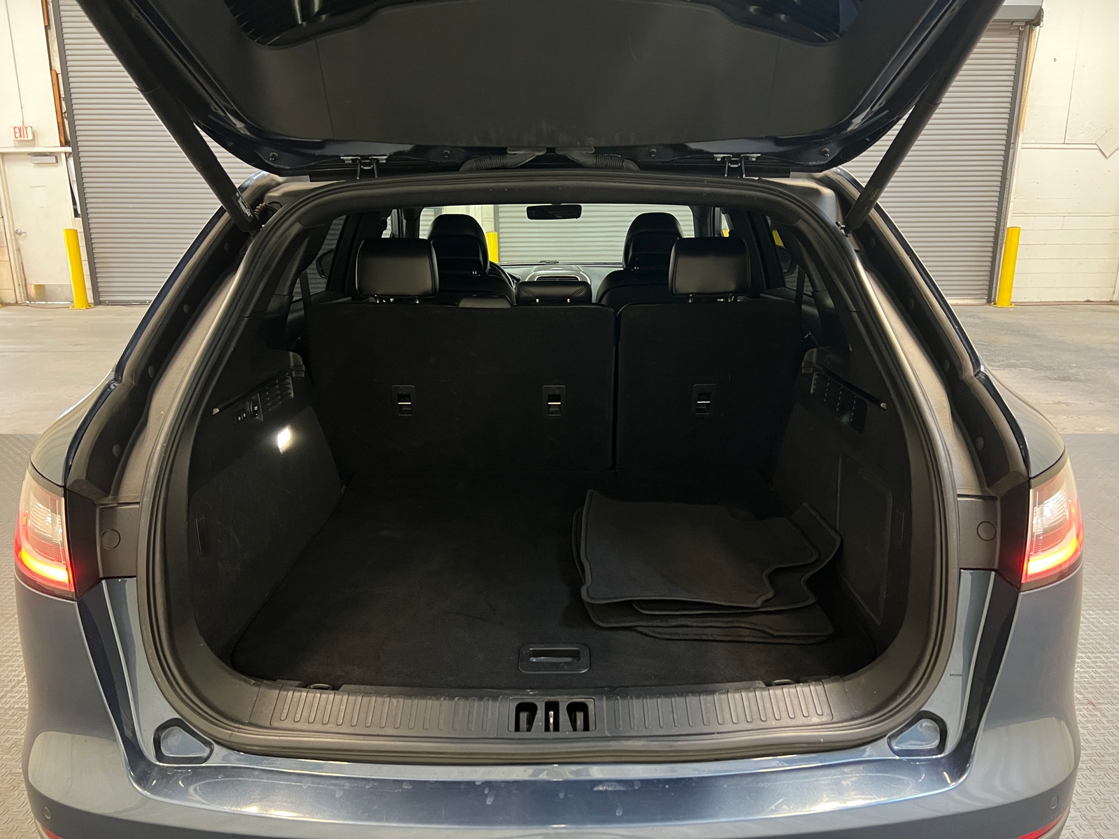 Thumbnail: 2019 Lincoln Nautilus - 6