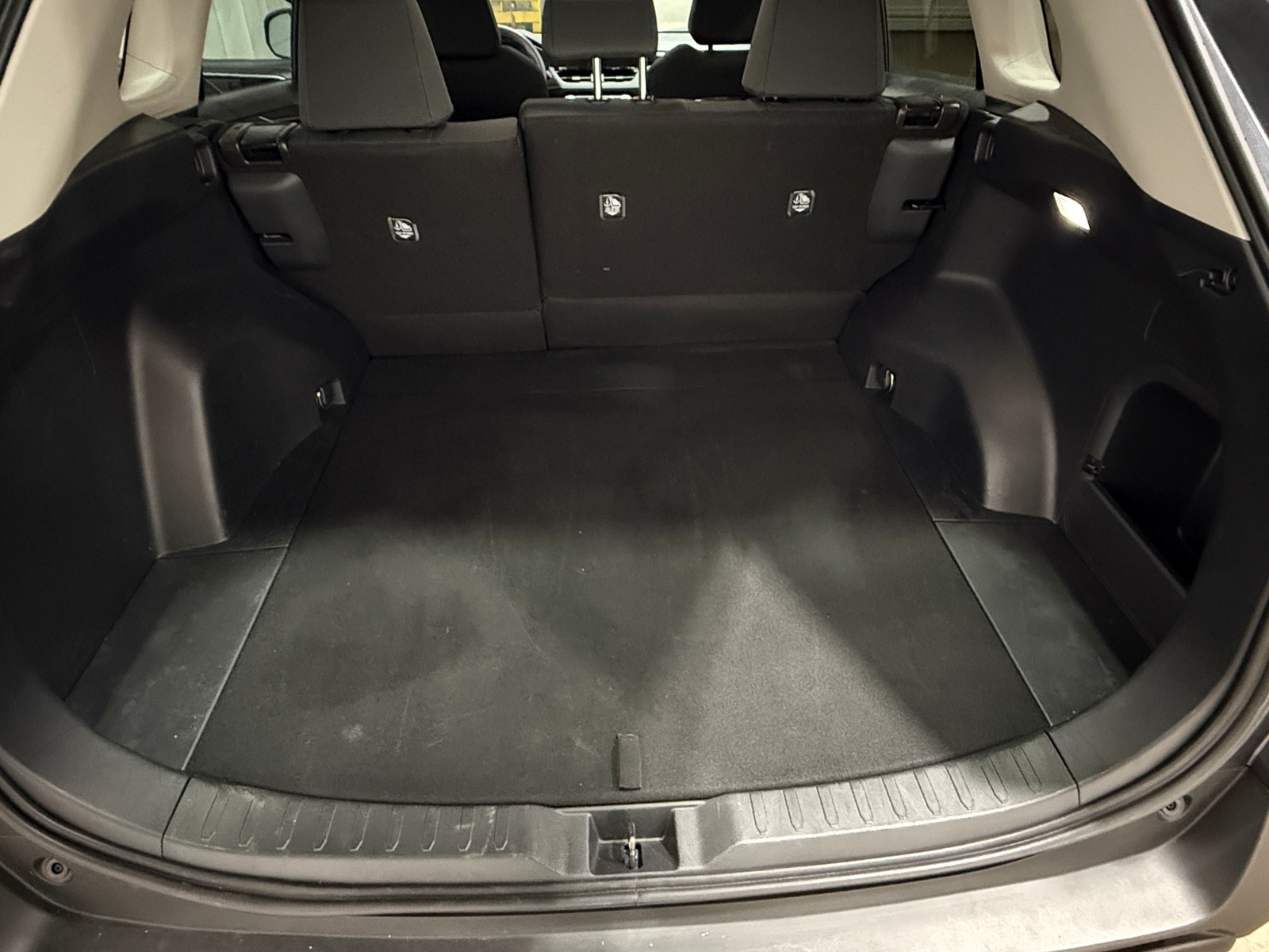 Thumbnail: 2025 Toyota RAV4 - 7