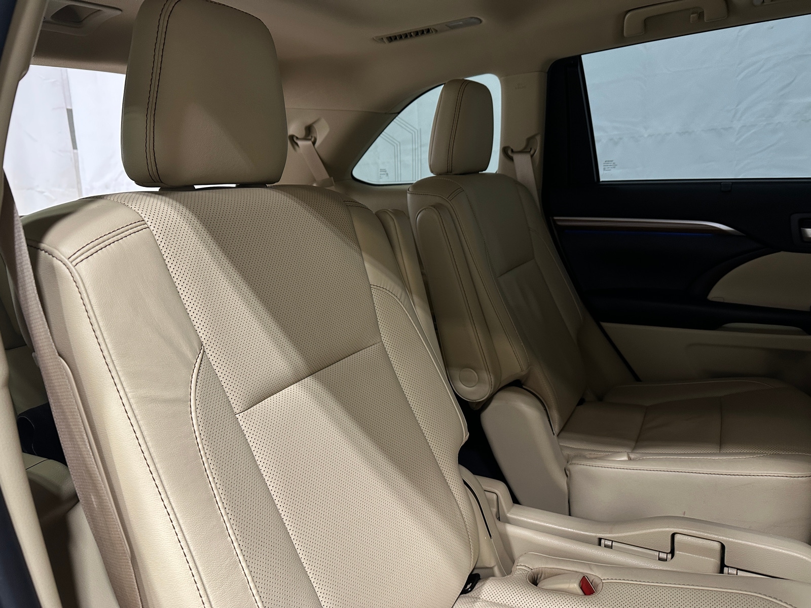 Thumbnail: 2019 Toyota Highlander - 5