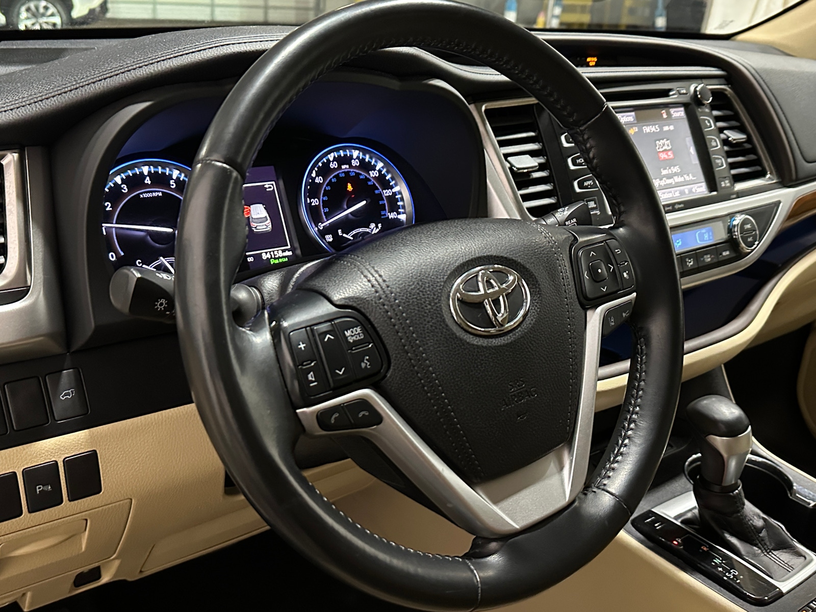 Thumbnail: 2019 Toyota Highlander - 4