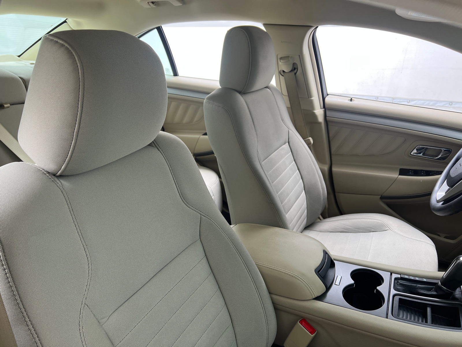 Thumbnail: 2017 Ford Taurus - 2