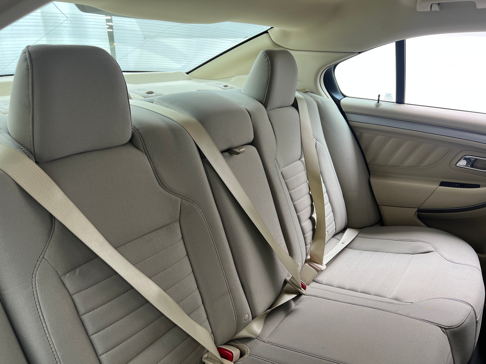 Thumbnail: 2017 Ford Taurus - 6