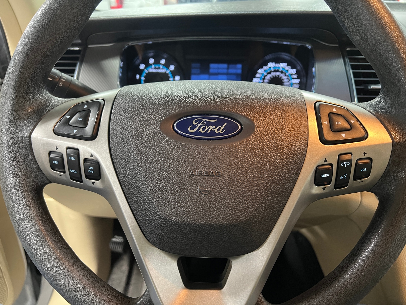 Thumbnail: 2017 Ford Taurus - 5