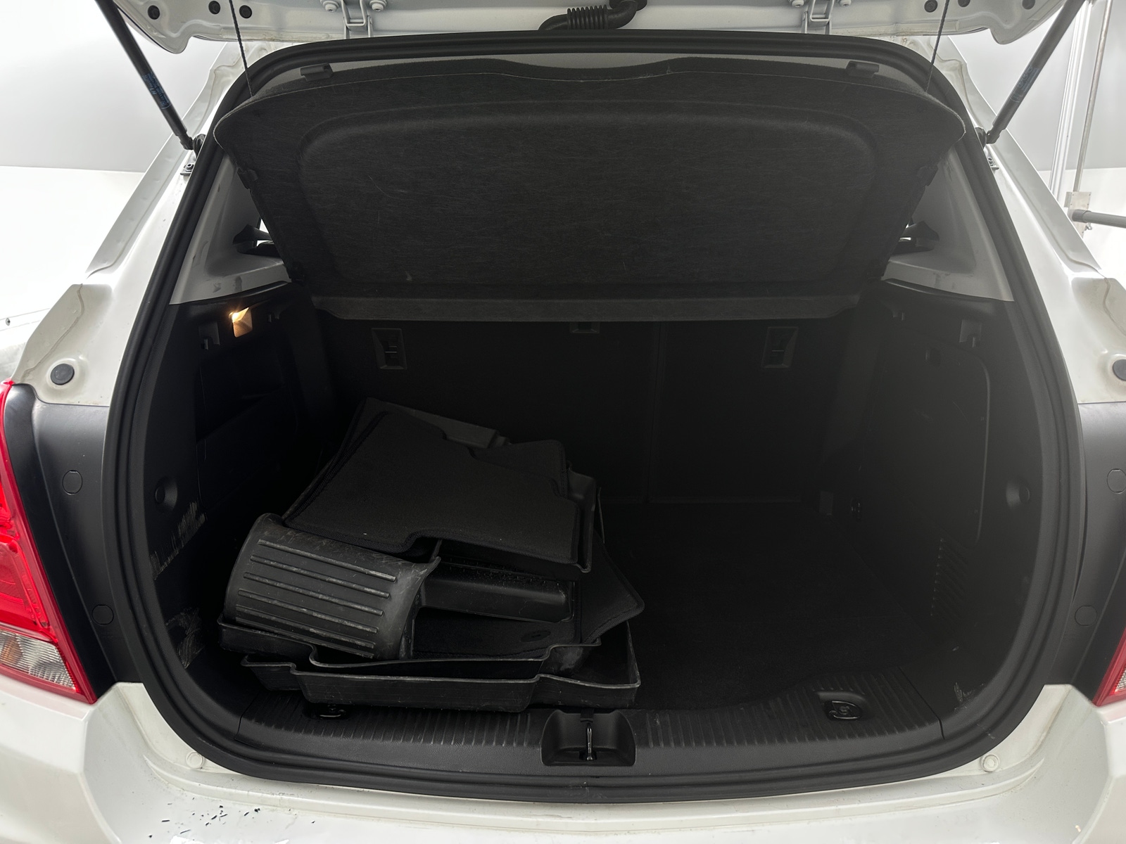 Thumbnail: 2020 Chevrolet Trax - 7