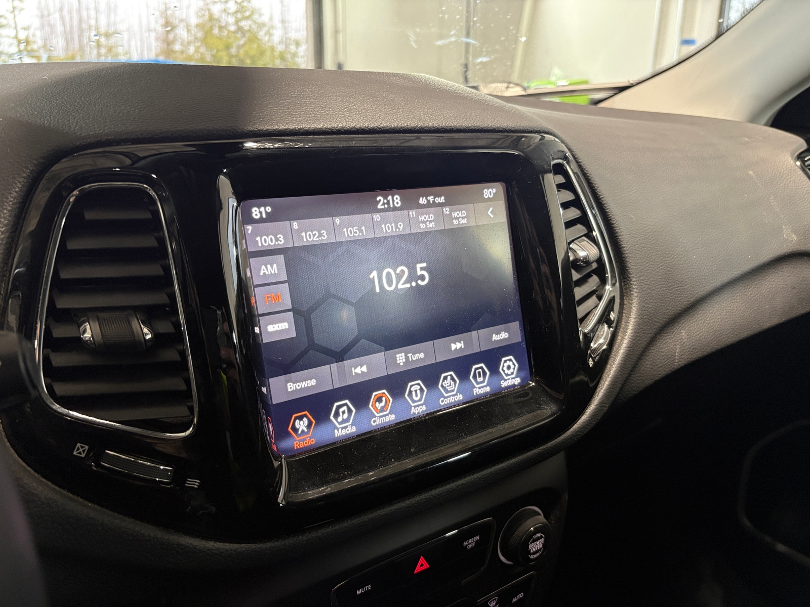 Thumbnail: 2019 Jeep Compass - 3