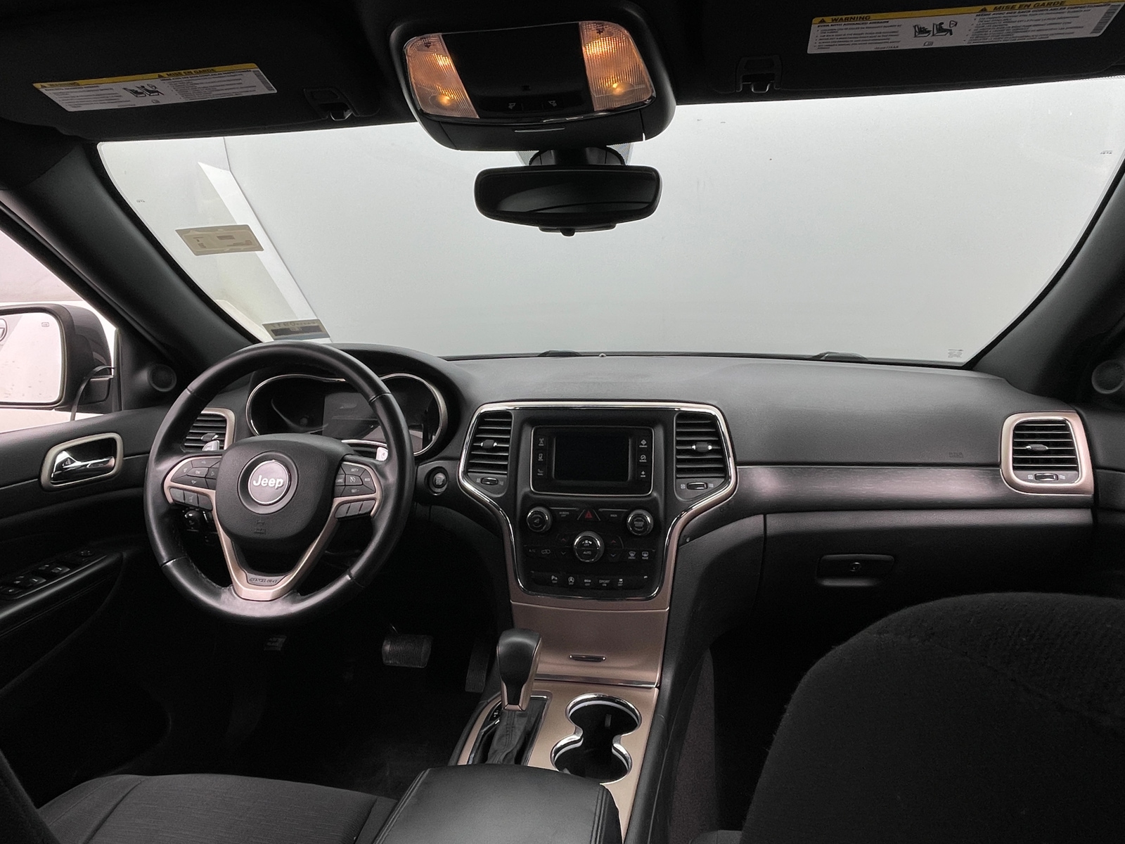 Thumbnail: 2017 Jeep Grand Cherokee - 3