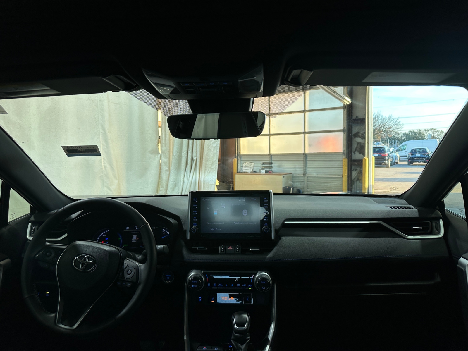 Thumbnail: 2022 Toyota RAV4 - 2