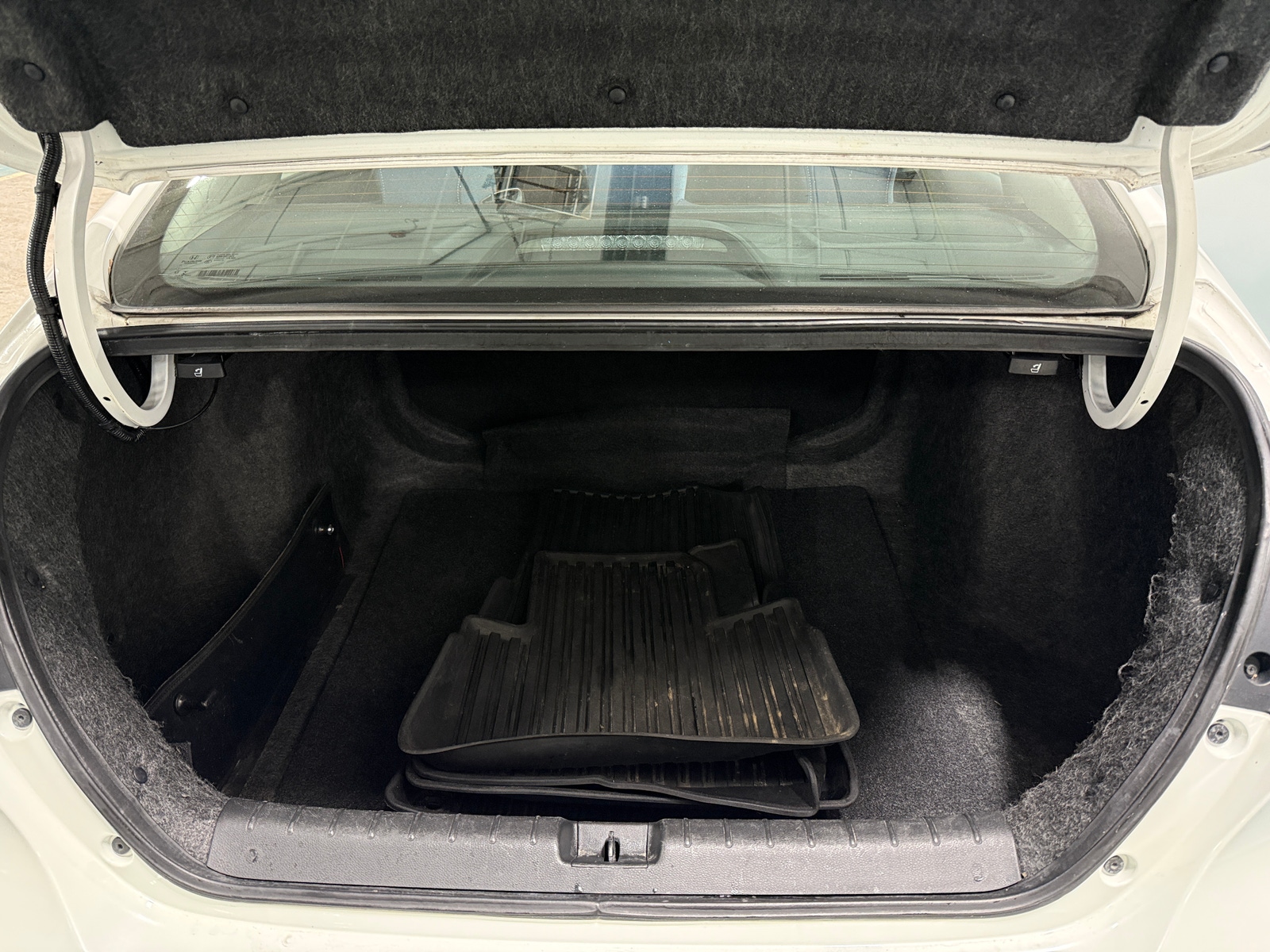 Thumbnail: 2019 Honda Insight - 7