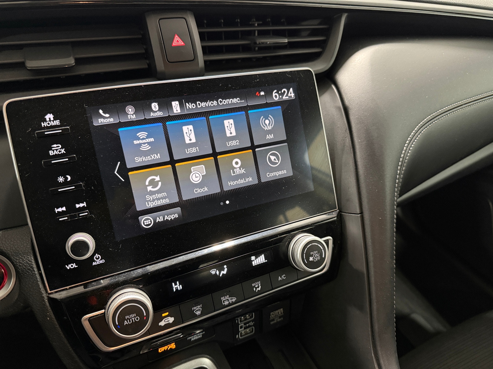 Thumbnail: 2019 Honda Insight - 4