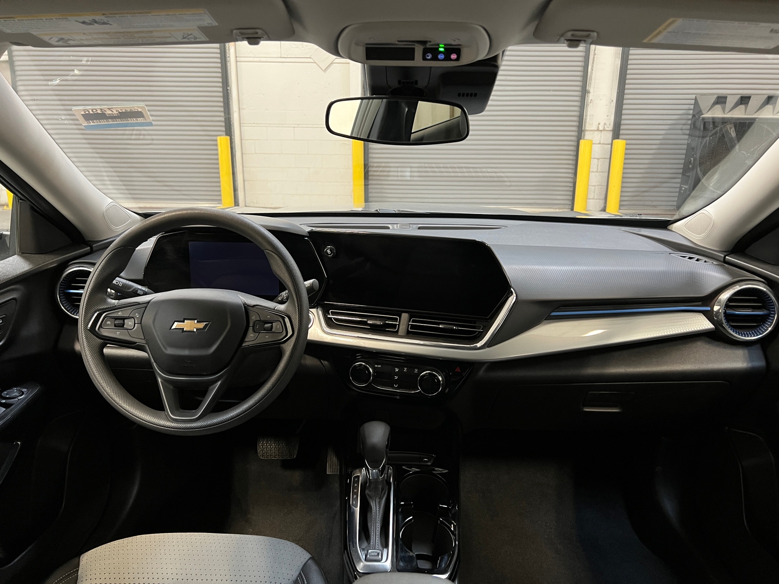 Thumbnail: 2025 Chevrolet Trax - 3