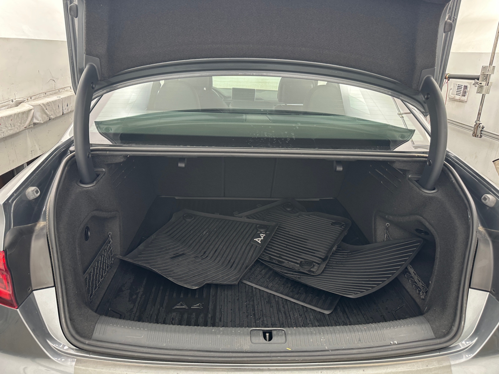 Thumbnail: 2017 Audi A4 - 6