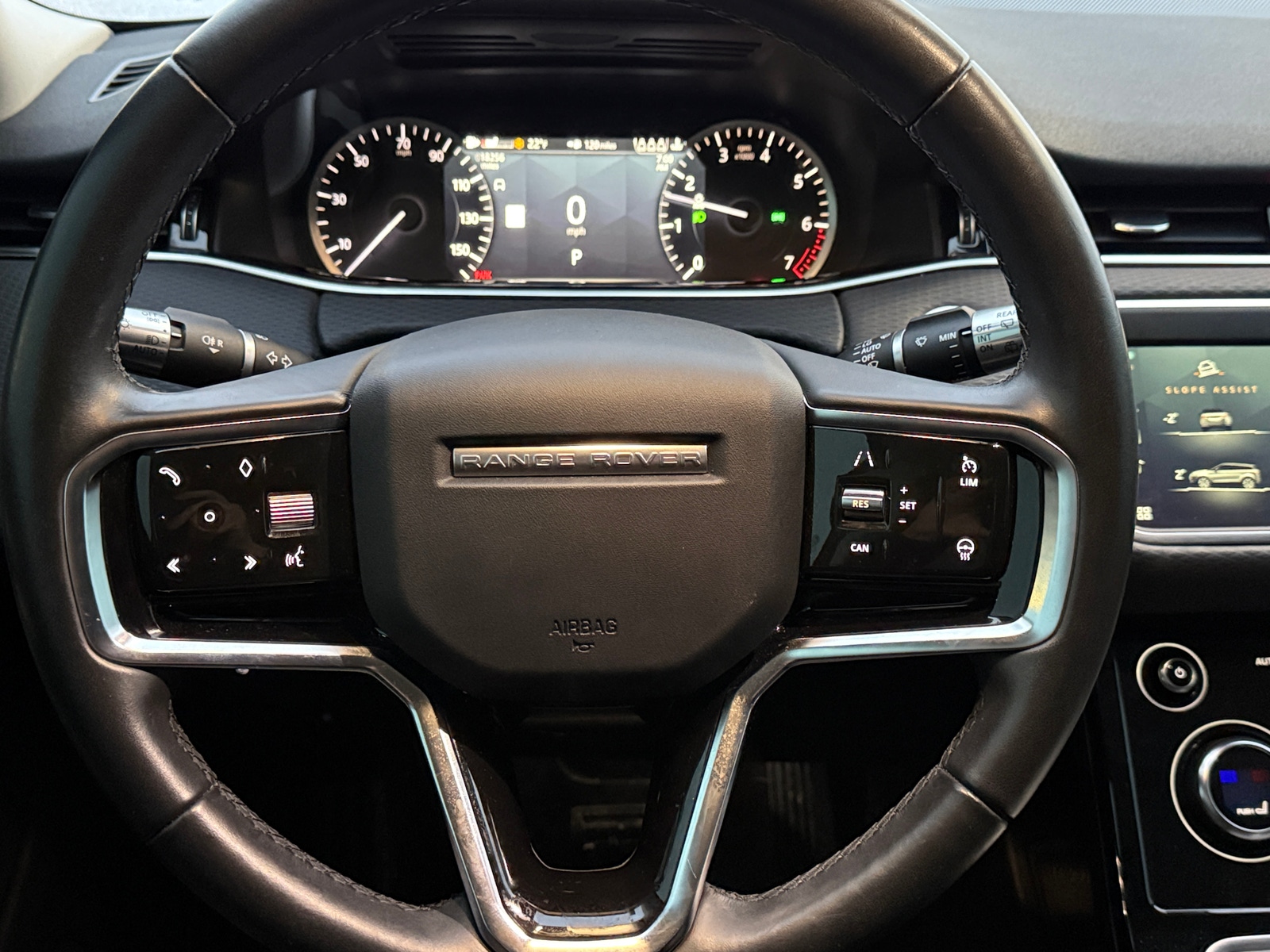 Thumbnail: 2021 Land Rover Range Rover Evoque - 4