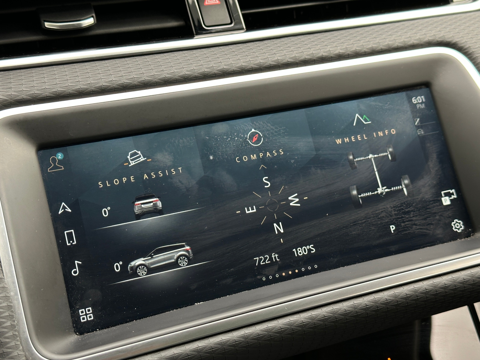 Thumbnail: 2021 Land Rover Range Rover Evoque - 3