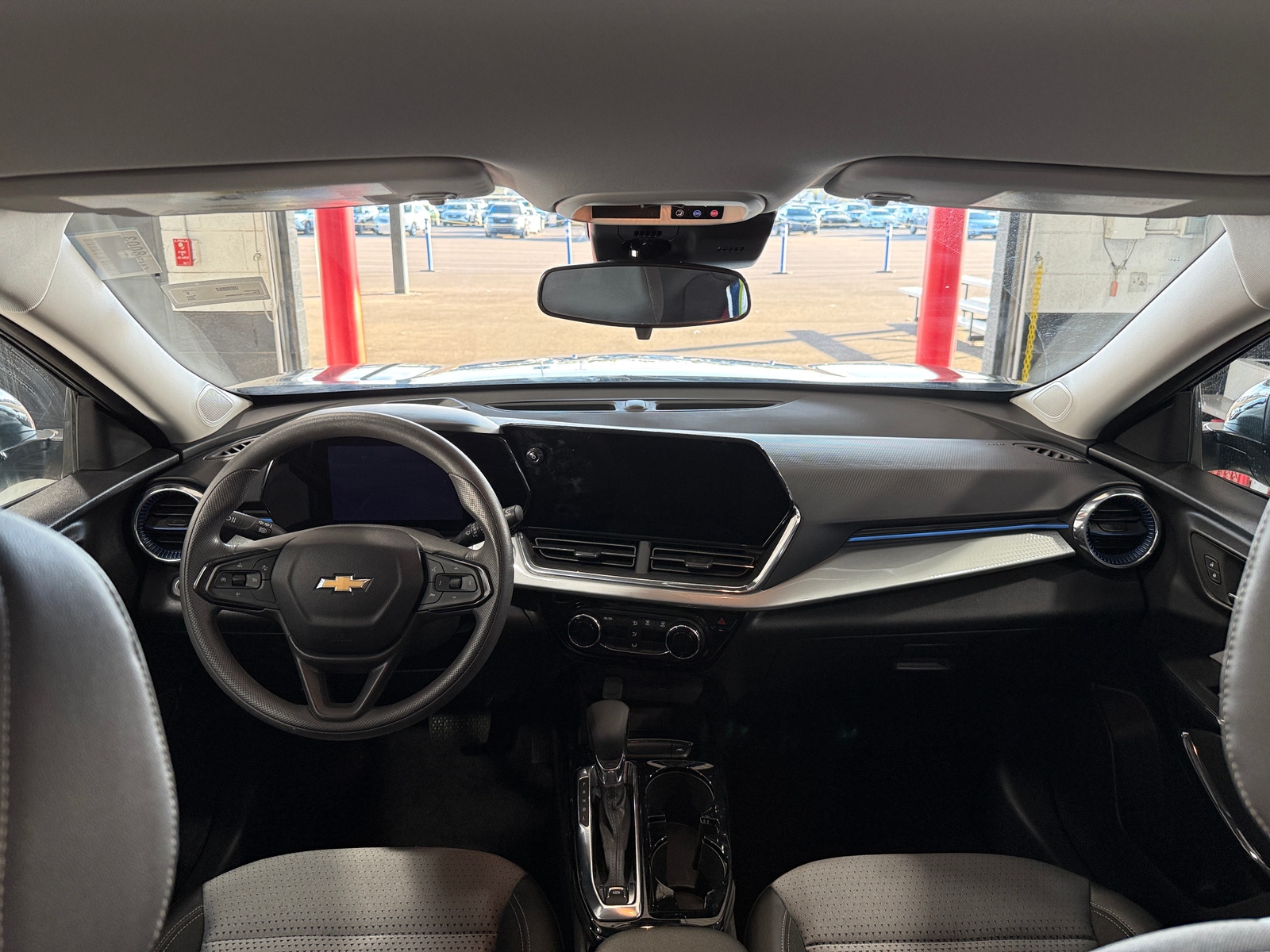 Thumbnail: 2025 Chevrolet Trax - 3