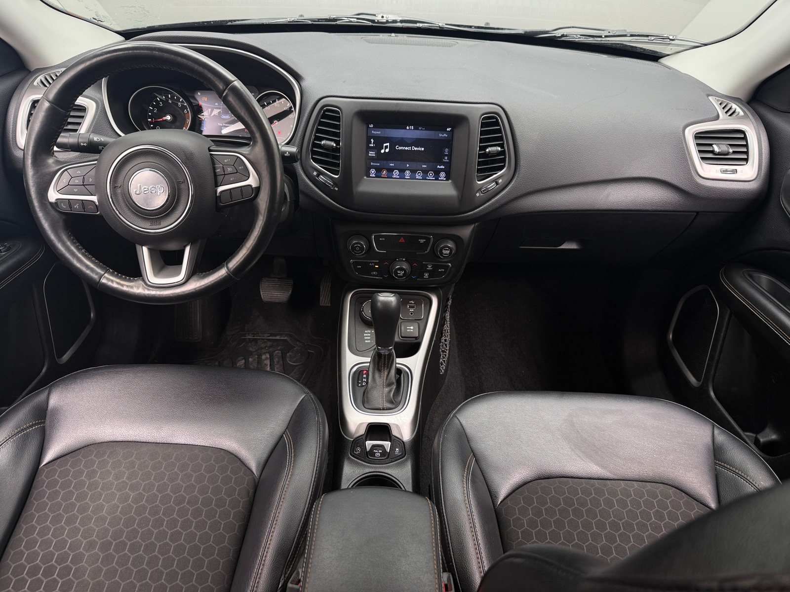 Thumbnail: 2018 Jeep Compass - 3