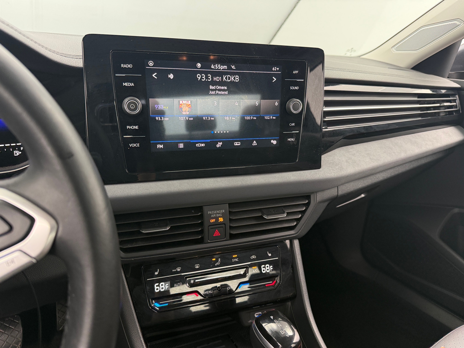 Thumbnail: 2025 Volkswagen Jetta - 3