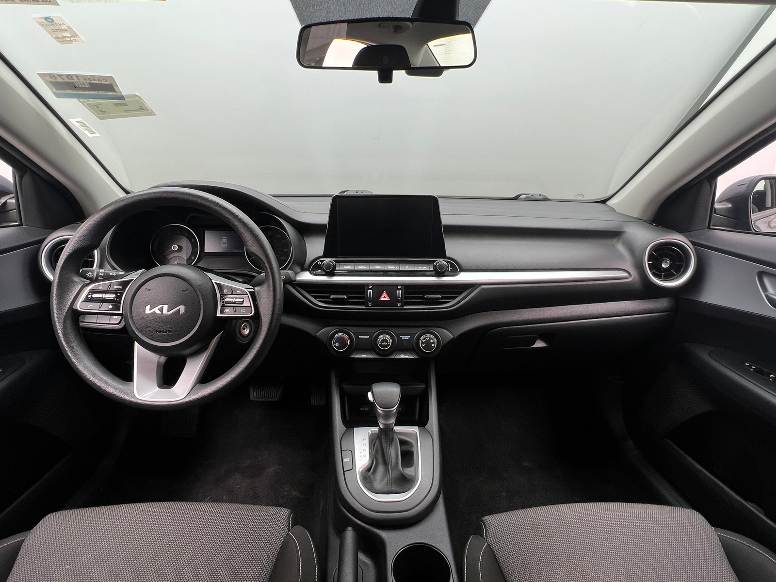 Thumbnail: 2024 Kia Forte - 3