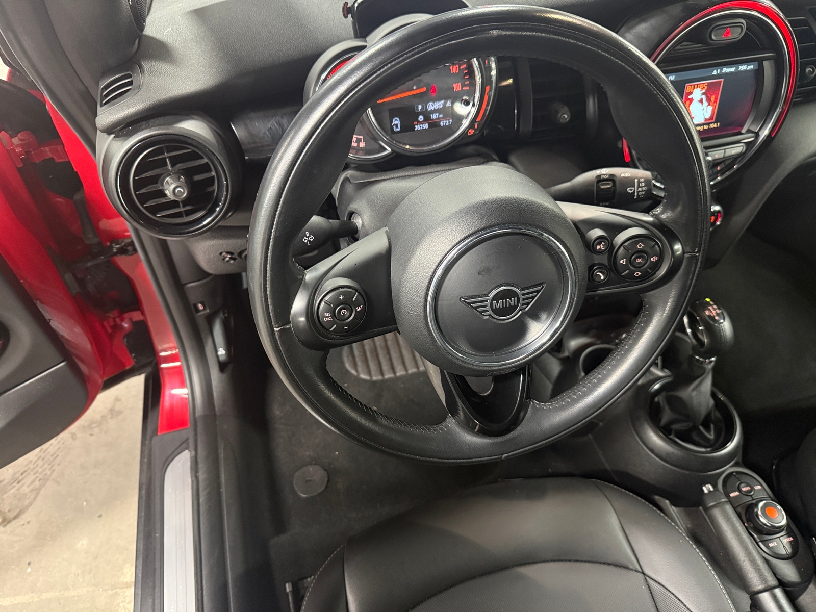 Thumbnail: 2019 MINI Cooper Convertible - 4