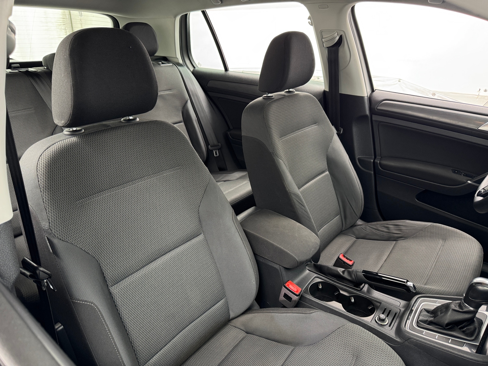 Thumbnail: 2018 Volkswagen Golf - 2