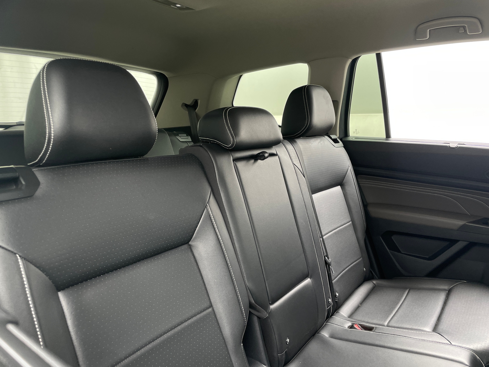 Thumbnail: 2022 Volkswagen Atlas - 5