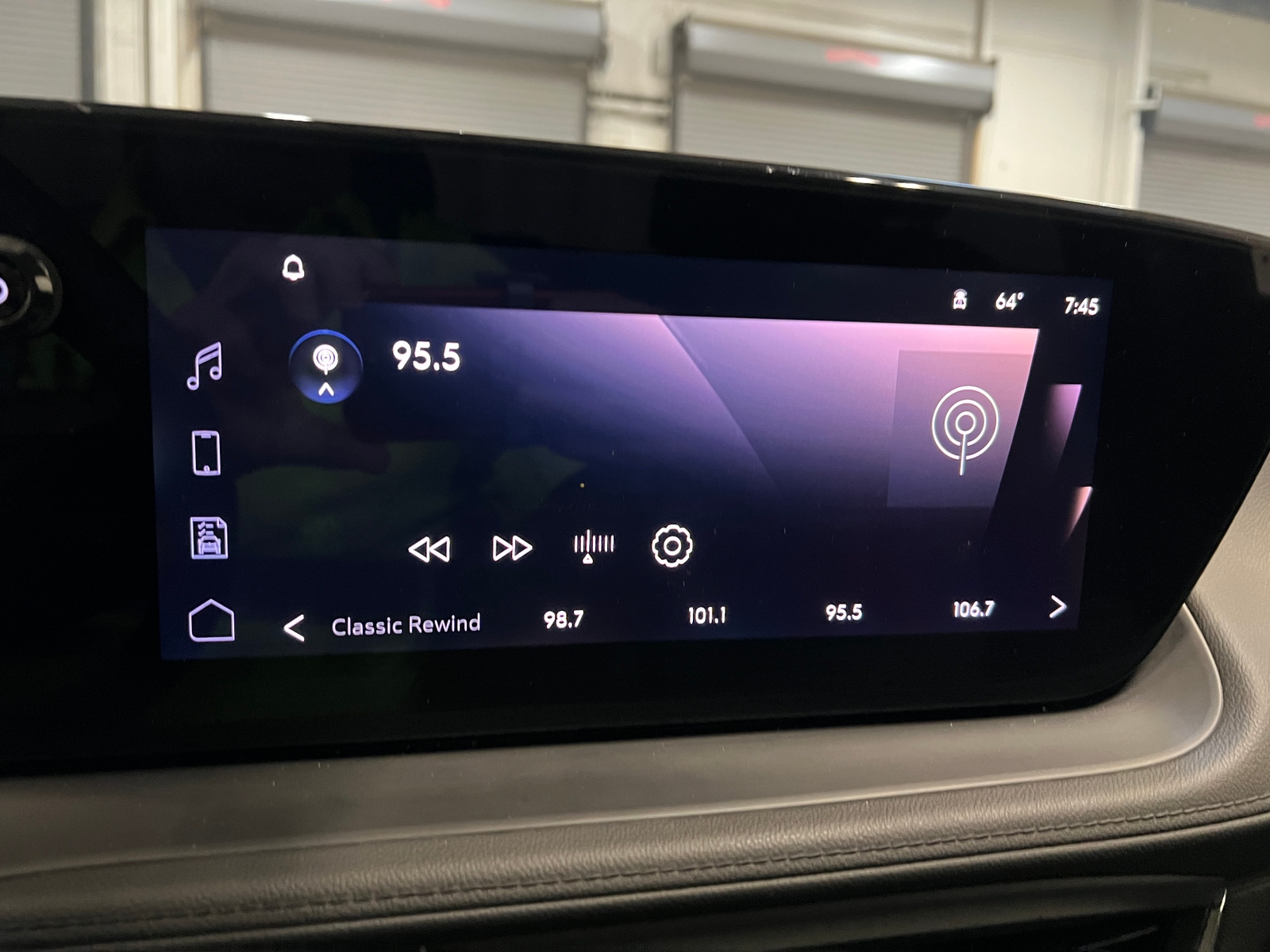 Thumbnail: 2025 Buick Encore GX - 4