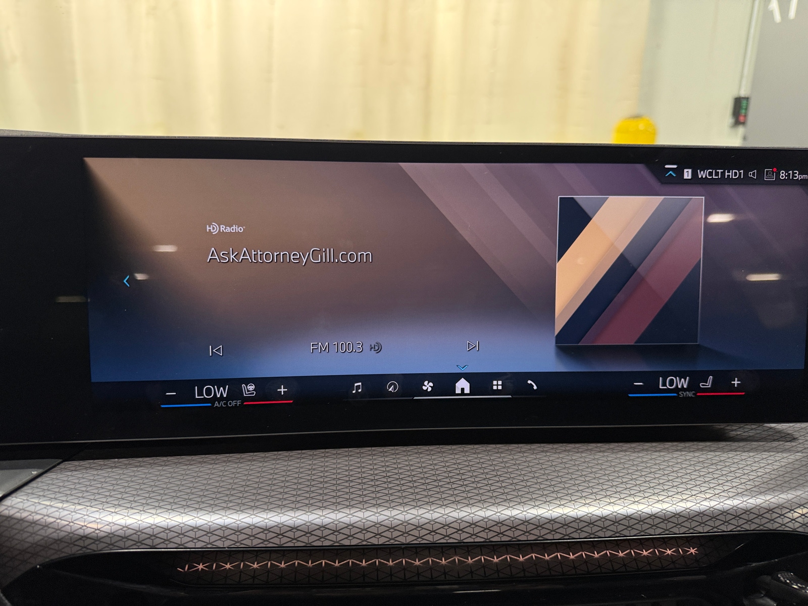 Thumbnail: 2025 BMW 3 Series - 4