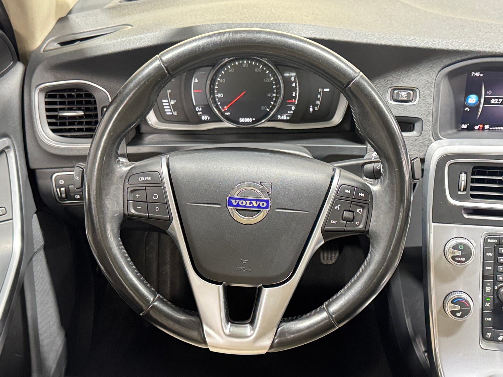 Thumbnail: 2018 Volvo S60 - 4