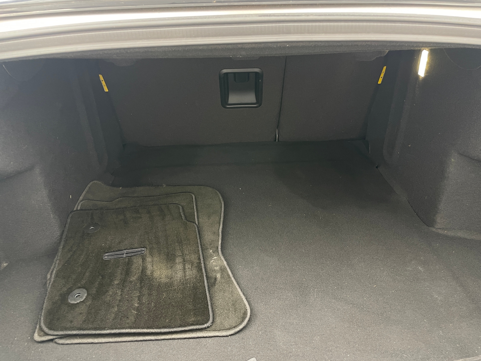 Thumbnail: 2015 Lincoln MKZ - 6