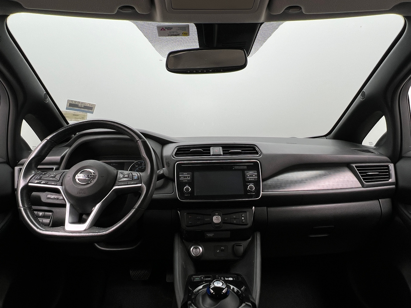 Thumbnail: 2018 Nissan Leaf - 3