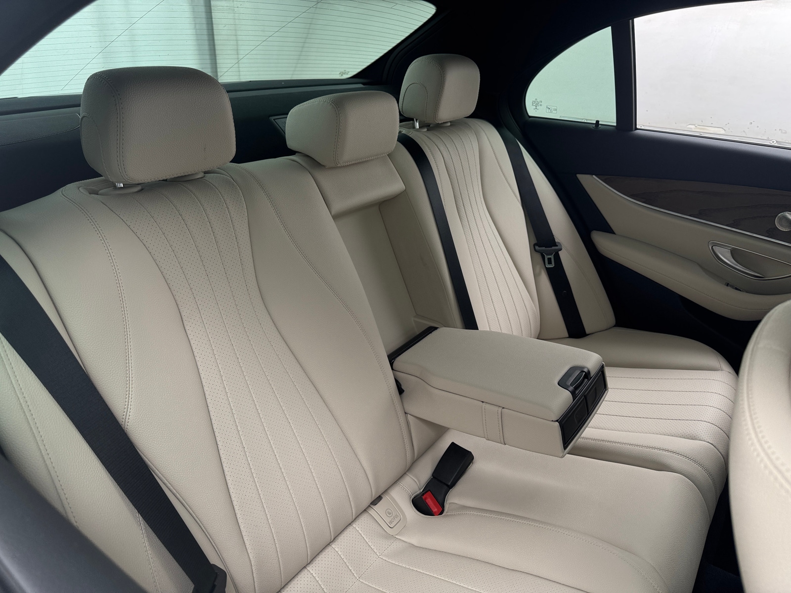 Thumbnail: 2021 Mercedes-Benz E-Class - 5