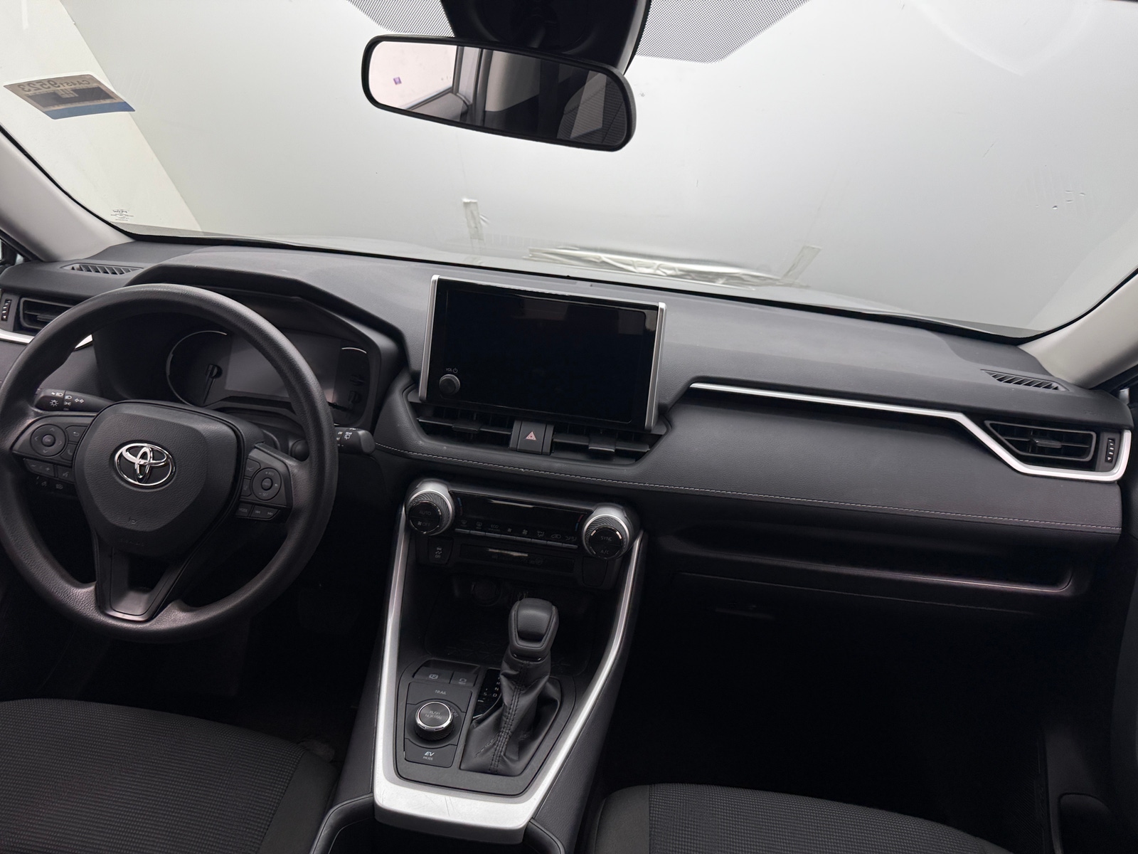 Thumbnail: 2025 Toyota RAV4 - 3