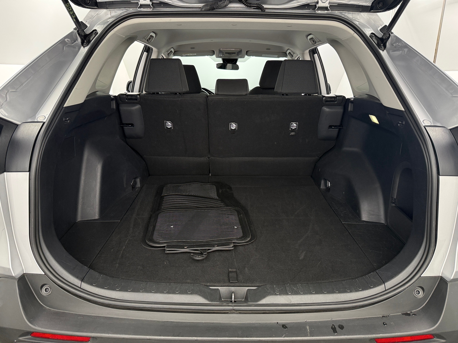 Thumbnail: 2025 Toyota RAV4 - 7