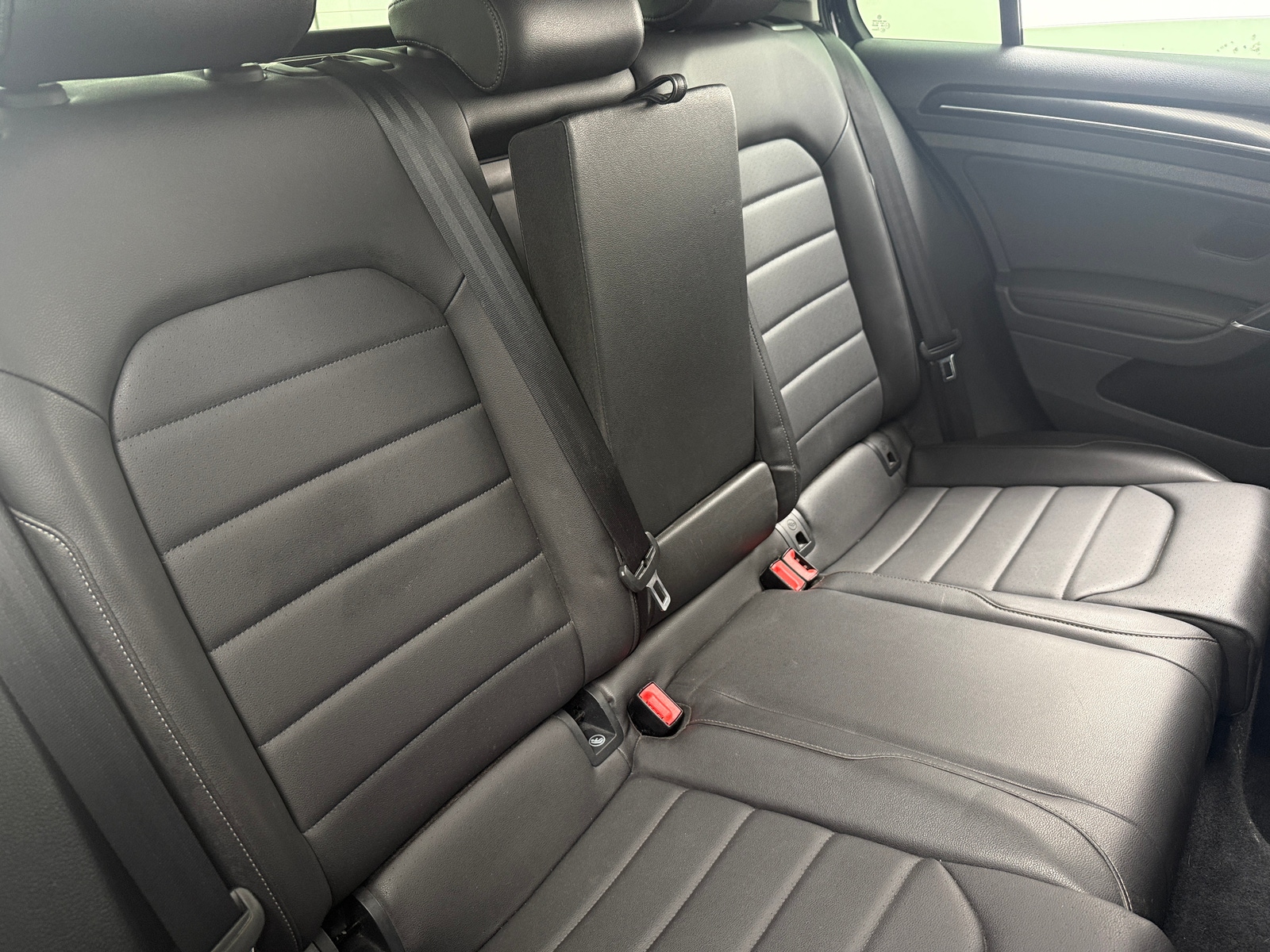 Thumbnail: 2015 Volkswagen Golf - 5