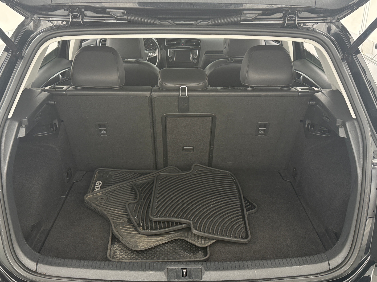 Thumbnail: 2015 Volkswagen Golf - 6