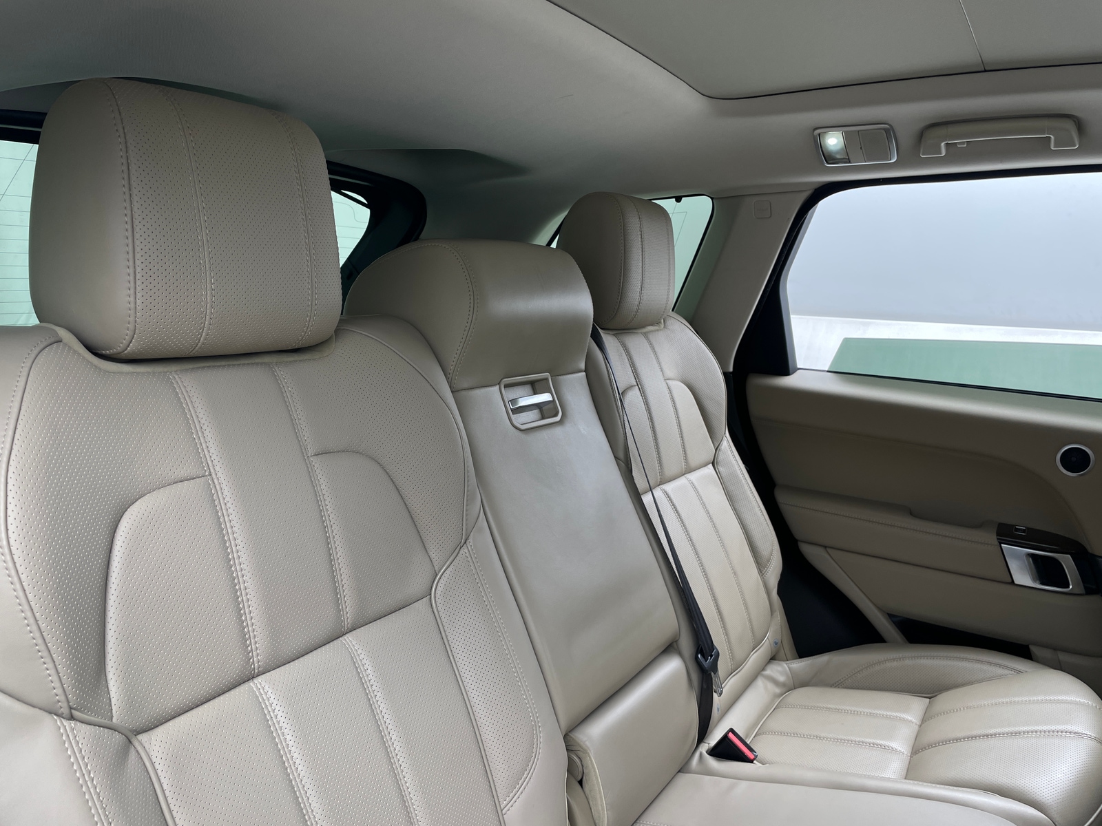 Thumbnail: 2016 Land Rover Range Rover Sport - 5