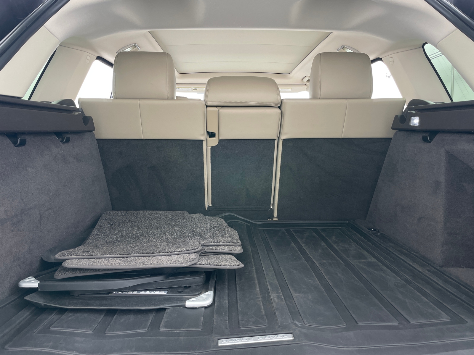 Thumbnail: 2016 Land Rover Range Rover Sport - 6