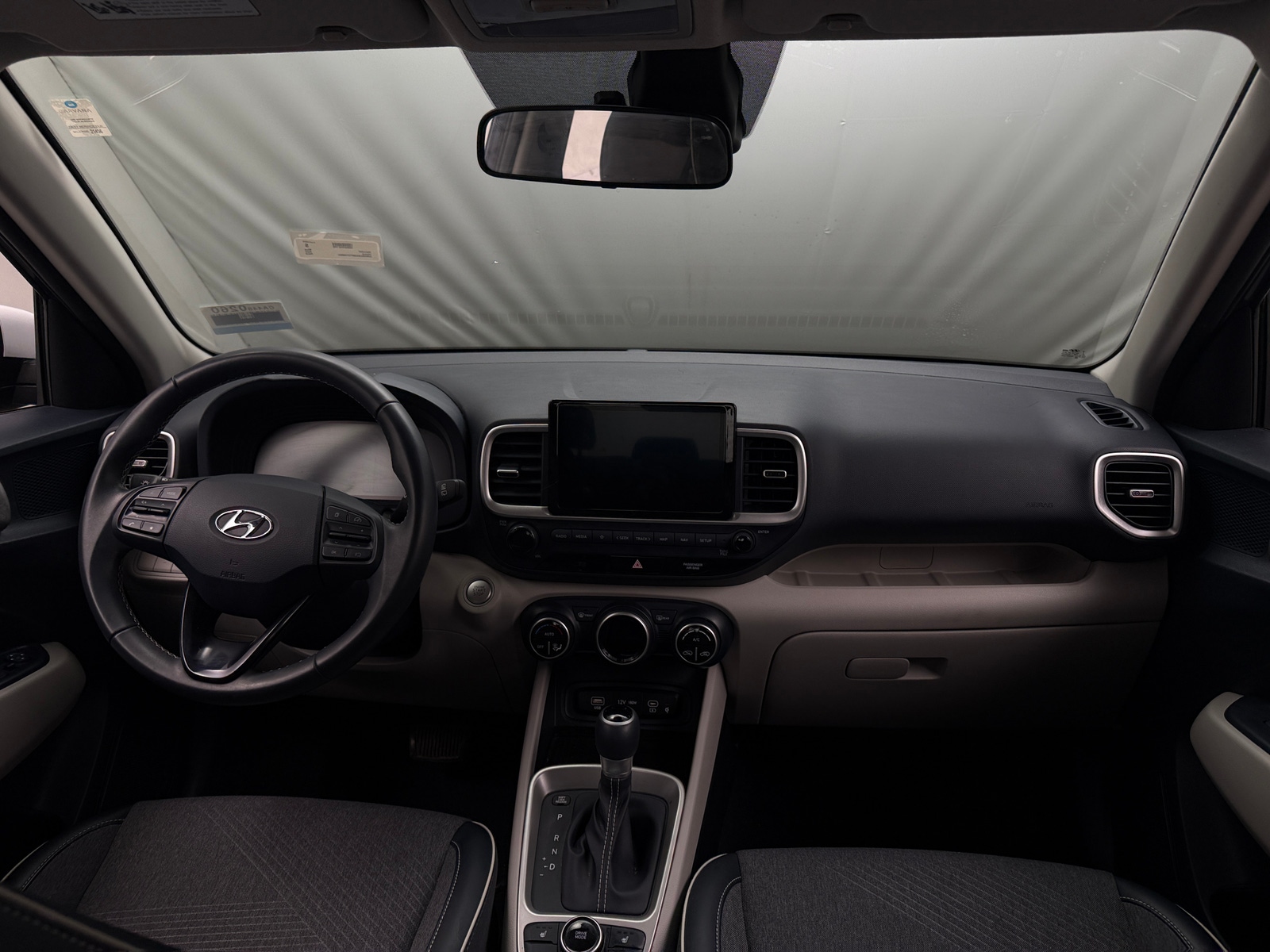 Thumbnail: 2023 Hyundai Venue - 2