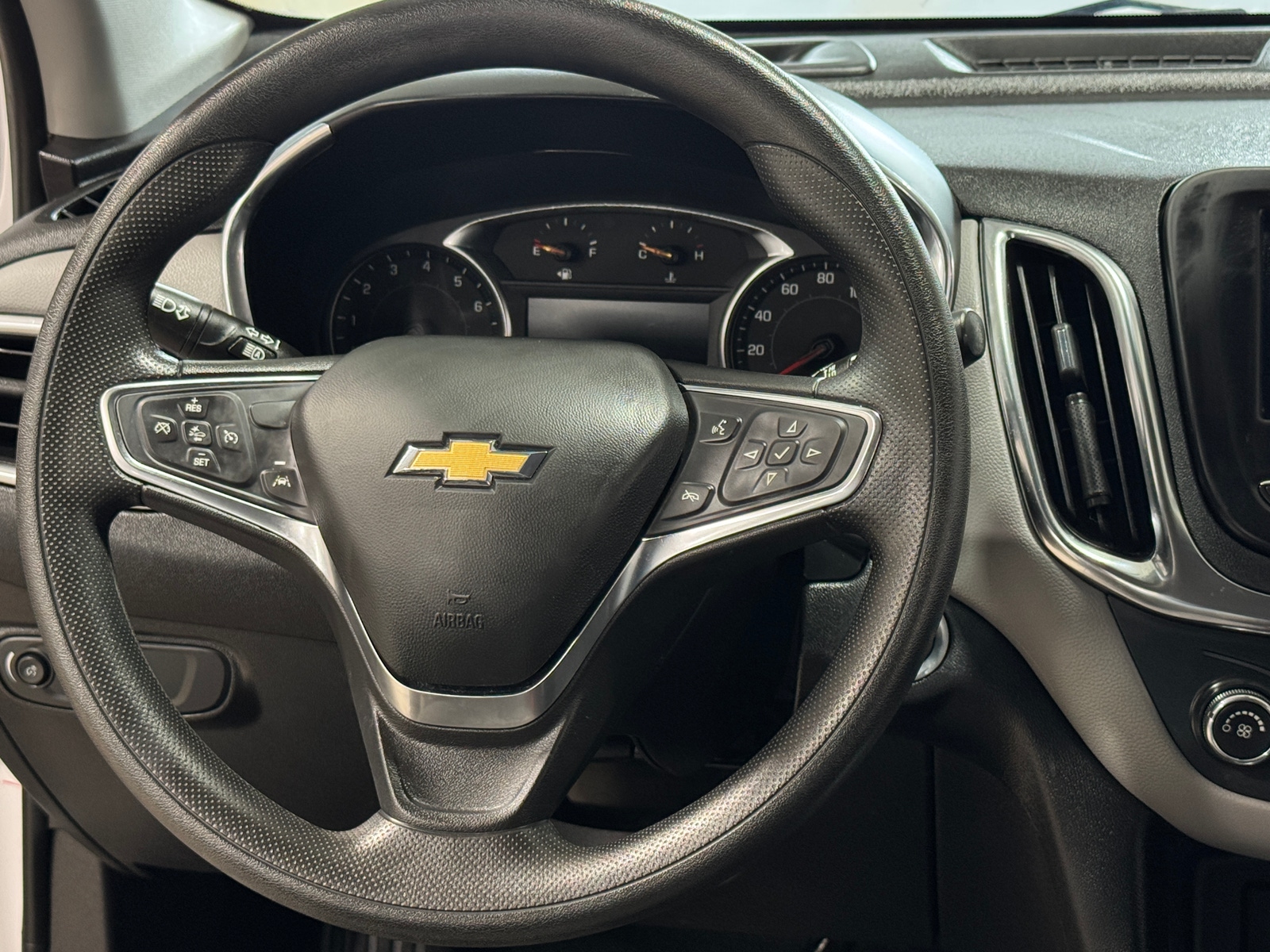 Thumbnail: 2024 Chevrolet Equinox - 5