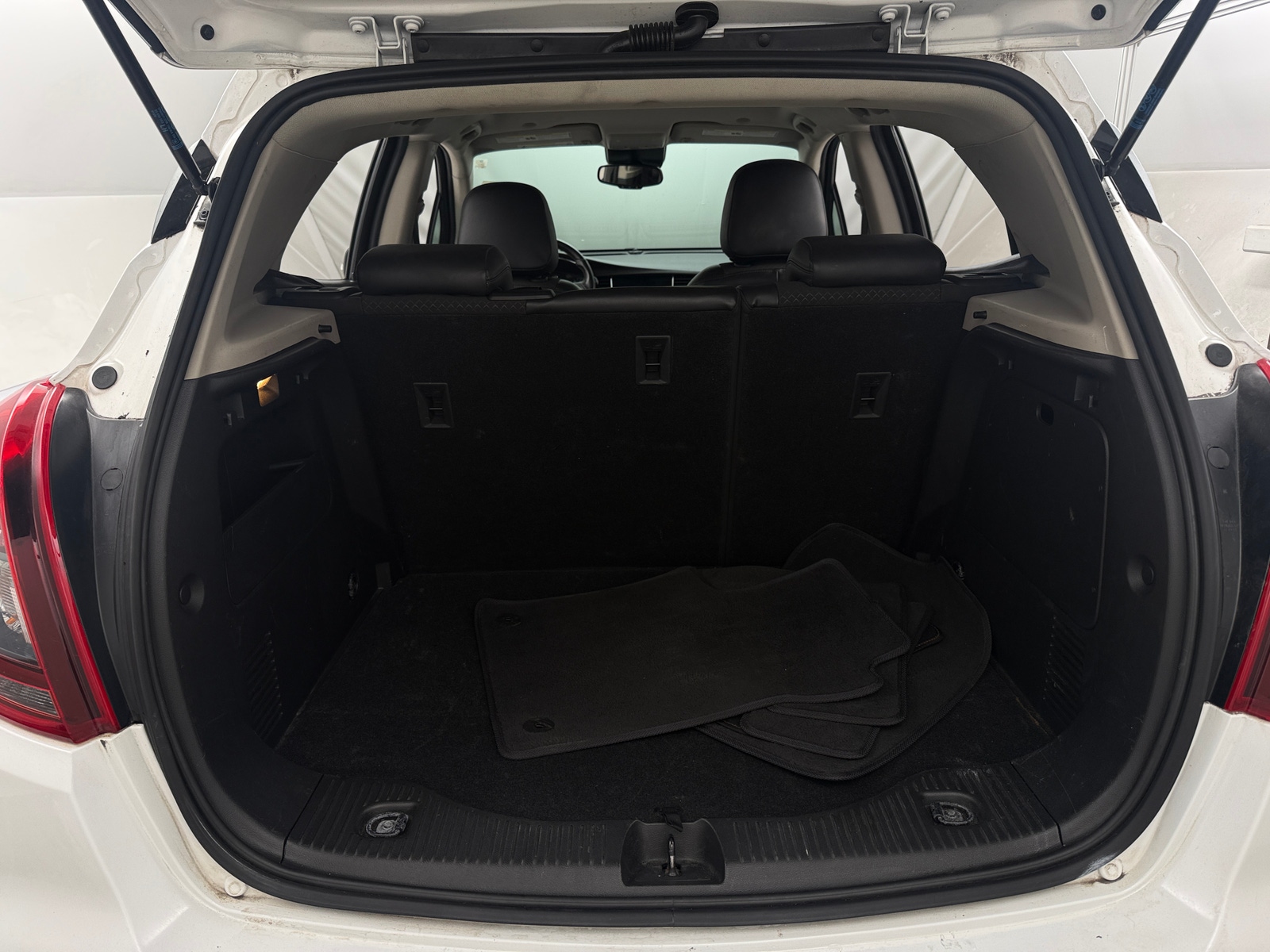 Thumbnail: 2019 Buick Encore - 6