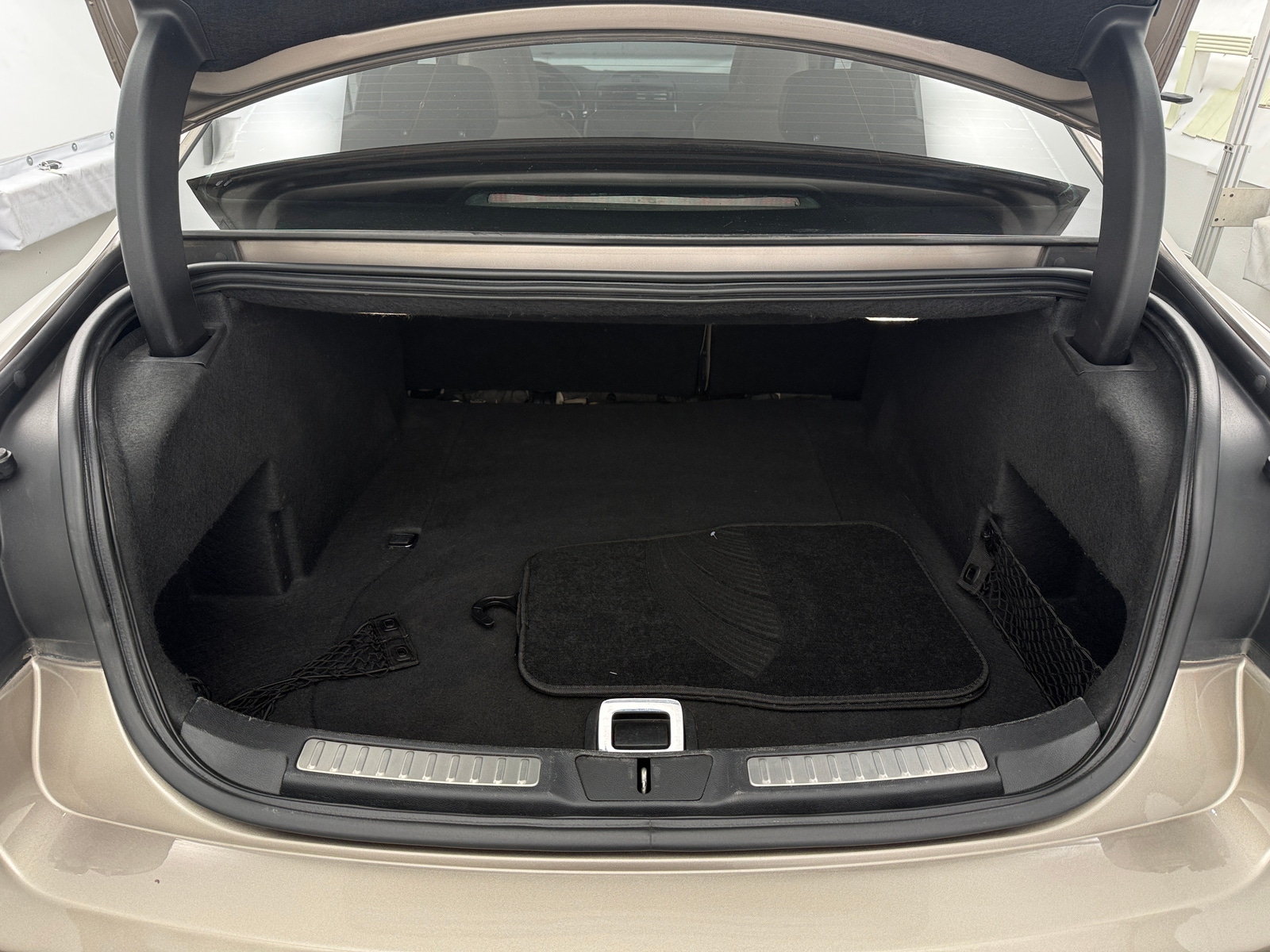 Thumbnail: 2018 Lincoln Continental - 6