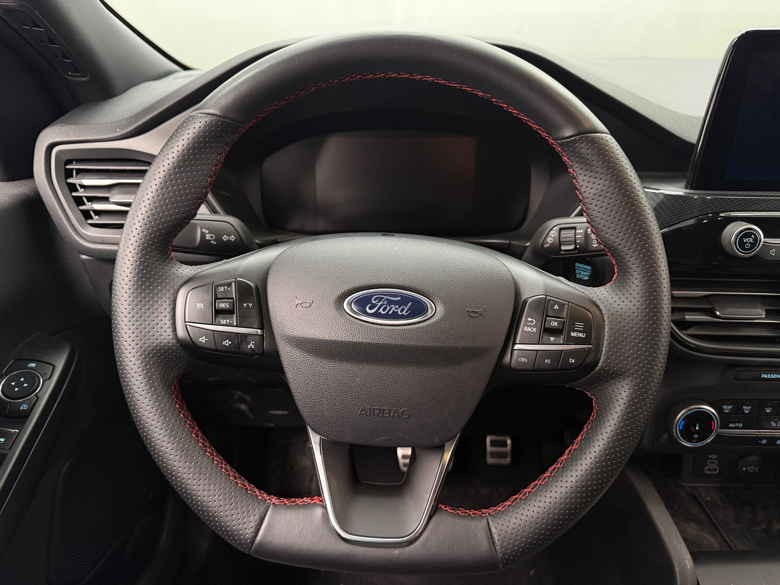 Thumbnail: 2024 Ford Escape - 5