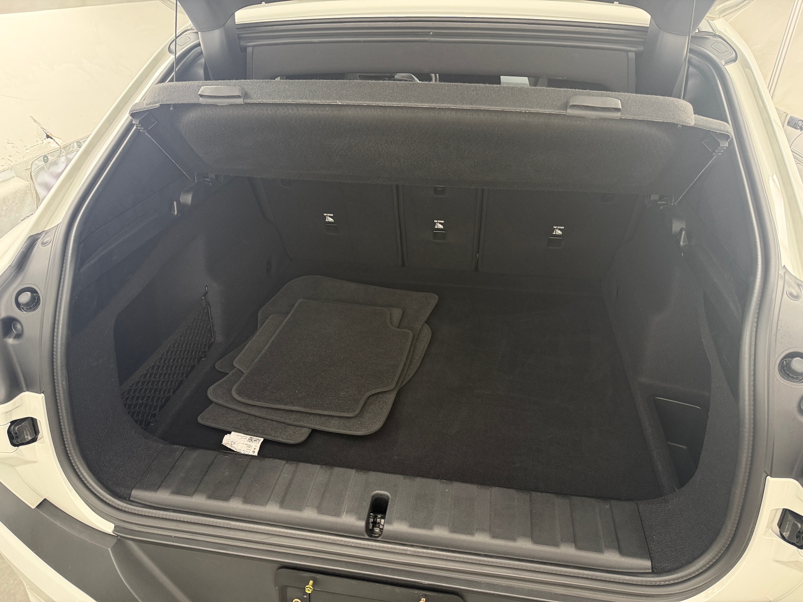 Thumbnail: 2025 BMW X2 - 6